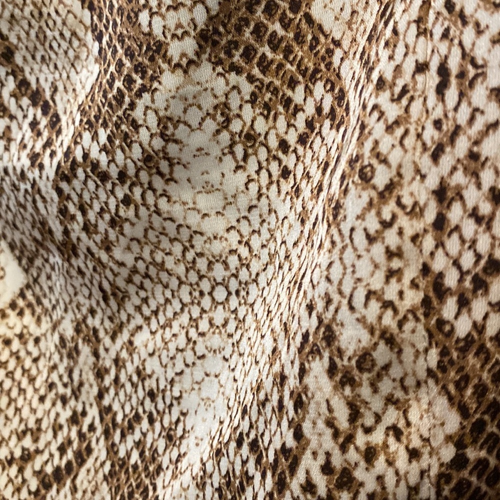 NWT- BROWN SNAKESKIN SKIRT - Picture 4 of 7